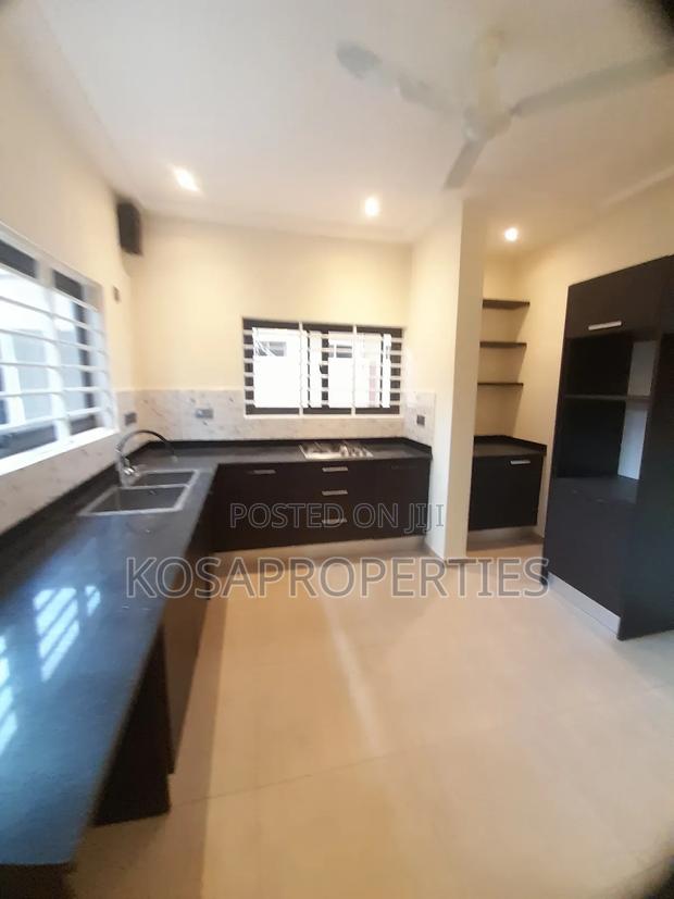 3bdrm House in Oyarifa Spacial for sale · Photo 6
