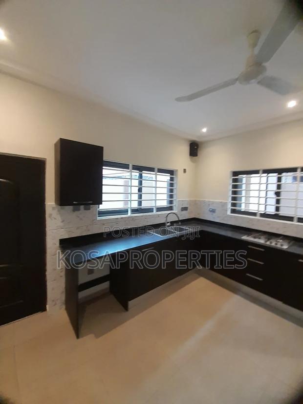 3bdrm House in Oyarifa Spacial for sale · Photo 8