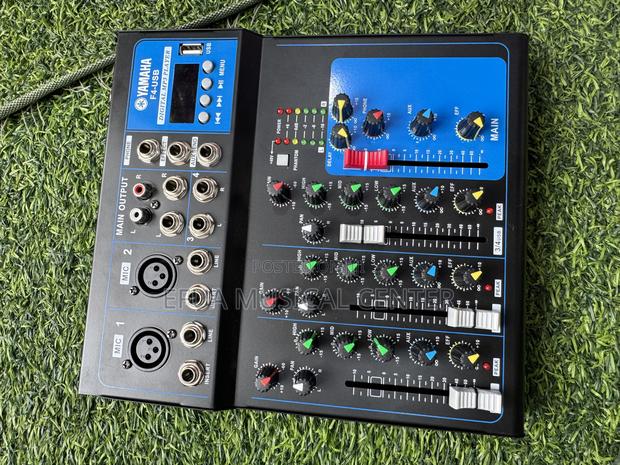 Yamaha F-4 Raw Mixer · Photo 2