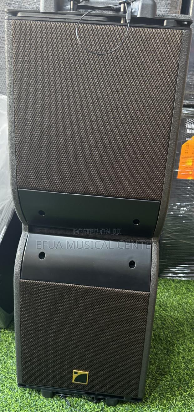 Kara 12-Channel Line Array Speaker · Photo 2
