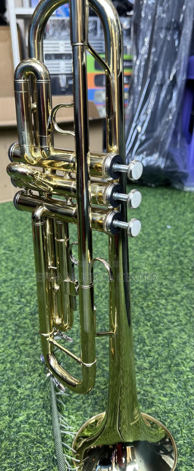 Yamaha Gold Classic Trumpet · Photo 2