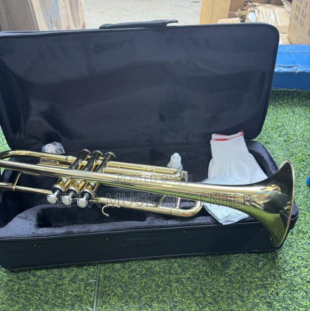 Yamaha Gold Classic Trumpet · Photo 3