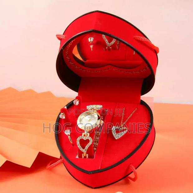 Ladies Watch Necklace Birthday Gift Set Box in Accra-Fast Delivery · Photo 2