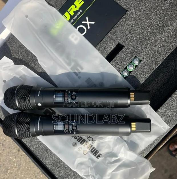 Shure SLX D4 2in1 Digital Wireless Microphone · Photo 1