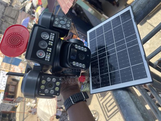 3 Lens 4g Solar Powered Smart Alarm Security PTZ CCTV Camera · Photo 2