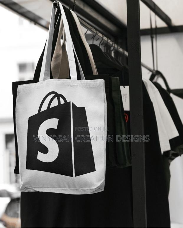 Tote Bag With Branding · Photo 5