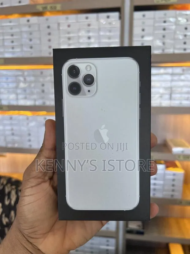 New Apple iPhone 11 Pro 256 GB Rose Gold · Photo 1