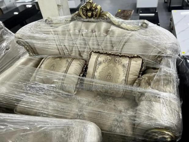 6 Seater Royal Sofa Set (3+2+1) · Photo 2