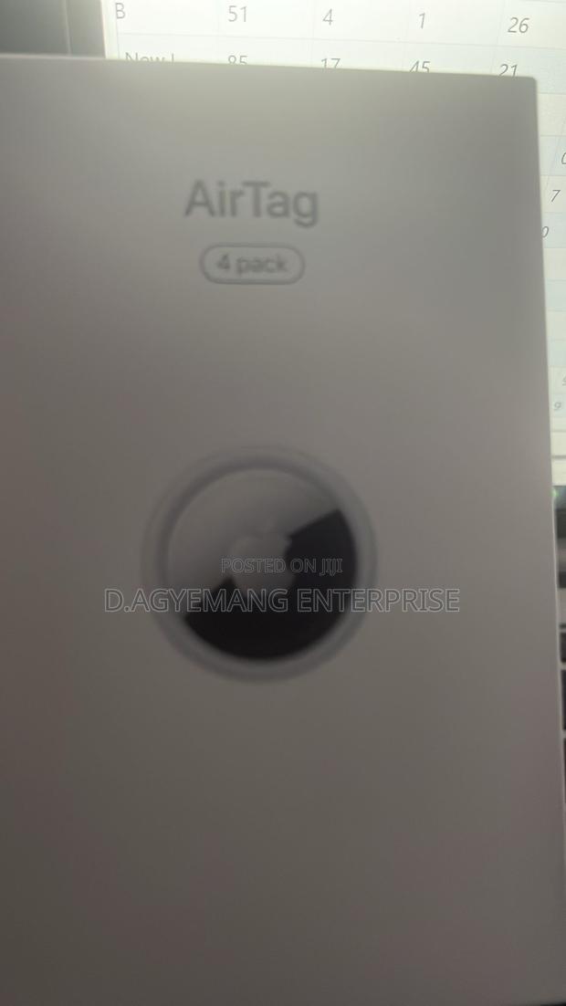 Apple Airtag · Photo 2