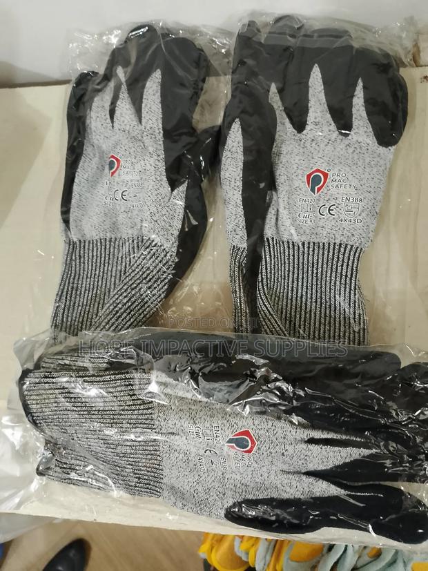 Anti-cut Gloves<>Pro Mac. (Moq=12 Pairs) · Photo 3