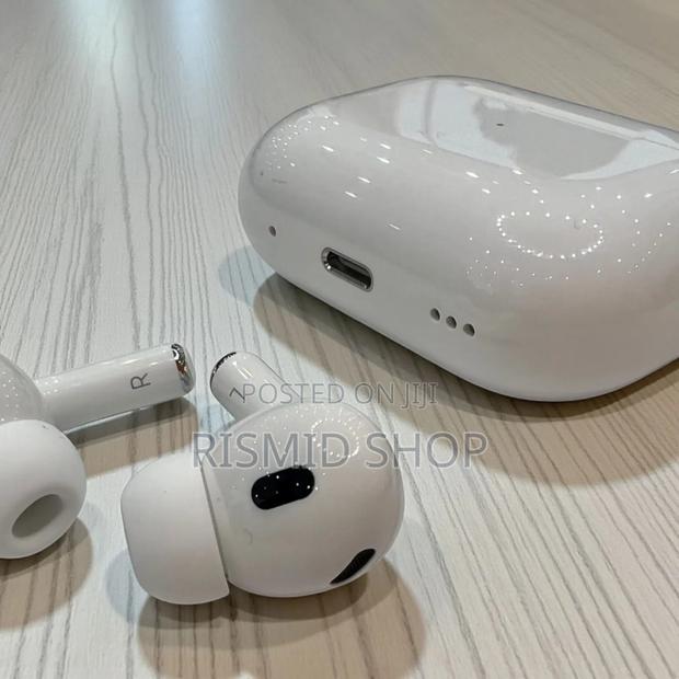 Wireless 2nd Generation Apple Airpod Pro2 (775432) · Photo 1