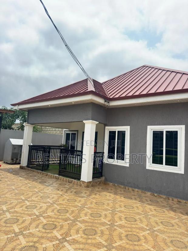 3bdrm House in Abokobi for sale · Photo 8
