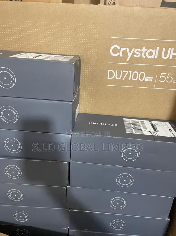 Starlink Gen 3 Satellite Router Utr-232 Powers On · Photo 1