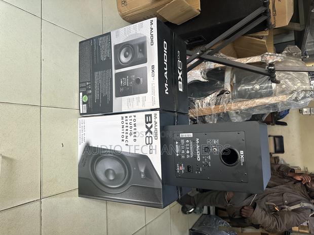 M- Audio Bx8 D3 Studio Monitor · Photo 3
