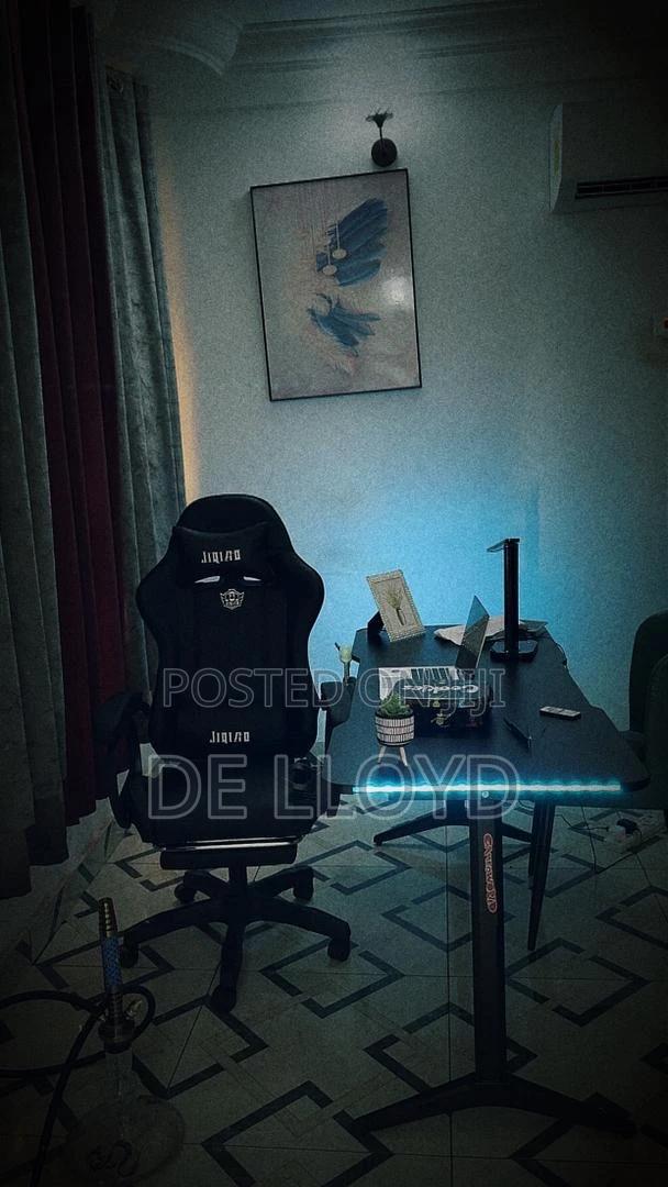 Modern Game Table (Rgb) 120 Cm