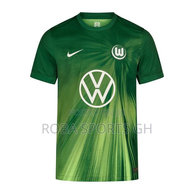 2025/26 Wolfsburg Home Jersey · Photo 2