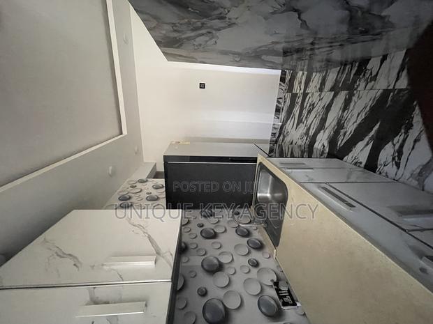 Furnished 1bdrm Apartment in Unique Key Agency, Dzorwulu for rent · Photo 6