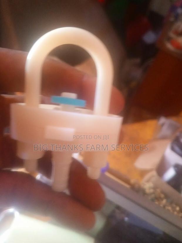 Bell Drinker Connectors In Stock · Photo 1