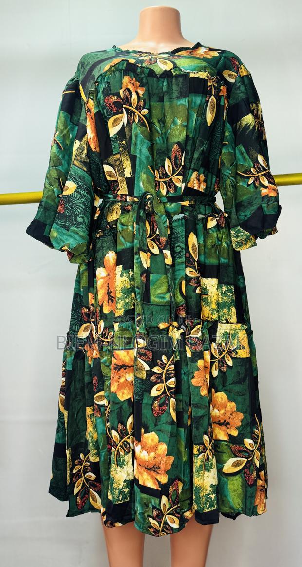Ladies Straight , Sket and Top Dress Available · Photo 2