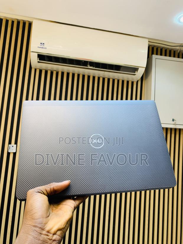 Laptop Dell Latitude 7330 32GB Intel Core i7 SSD 512GB · Photo 2