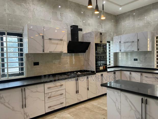 5bdrm House in Madev Realty, Kwabenya for sale · Photo 5