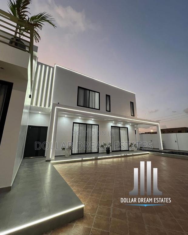 Furnished 4bdrm House in East Legon for sale · Photo 5