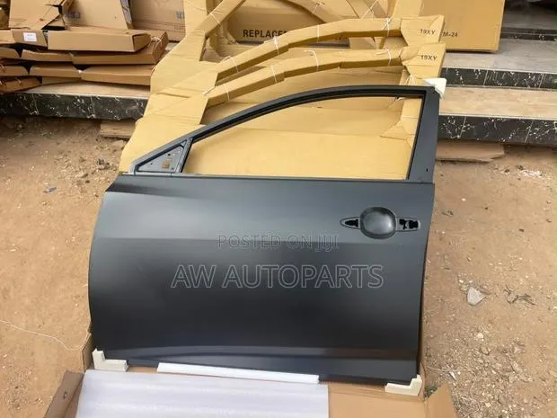 Nissan Sentra 2020-2024 Door · Photo 1