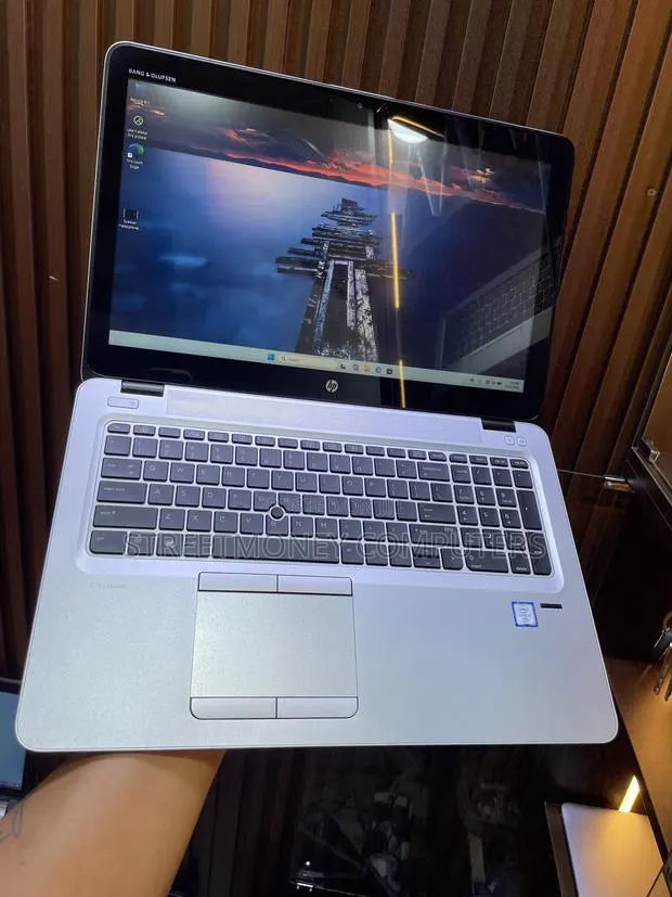 Laptop HP EliteBook 850 G3 16GB Intel Core i7 SSD 512GB · Photo 1