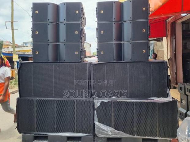 Professional Line Array Sound System. · Photo 1