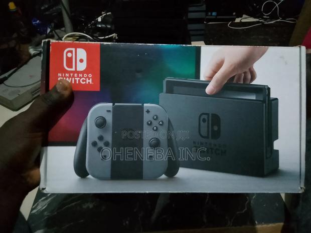 Brand New Nintendo Switch With Fc26 + More Games · Photo 1