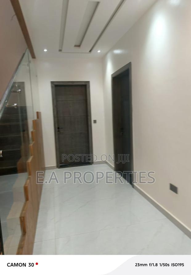 7bdrm House in E A Propeties, Ability for sale · Photo 7