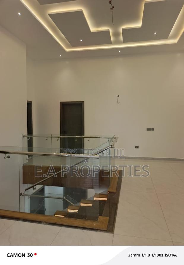 7bdrm House in E A Propeties, Ability for sale · Photo 8
