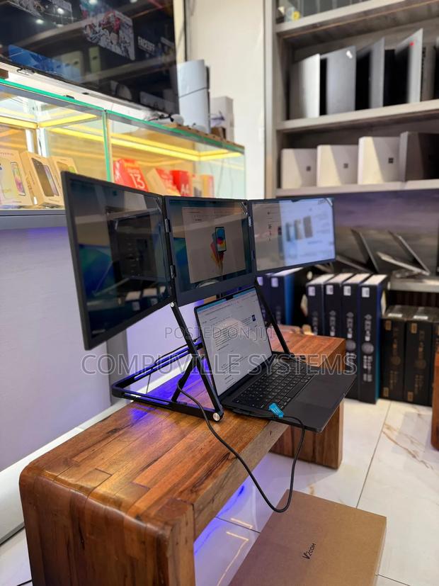 V2com Tri Screen Extender · Photo 3