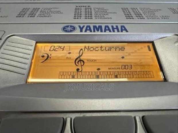 PSR 275_ 61 Keys_ Keyboard_ Piano · Photo 5