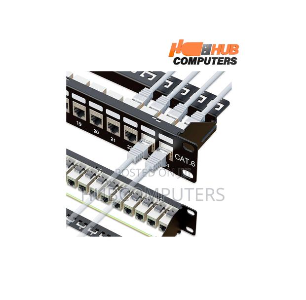 24 Port Patch Panel- Rj45 to Rj45 · Photo 1