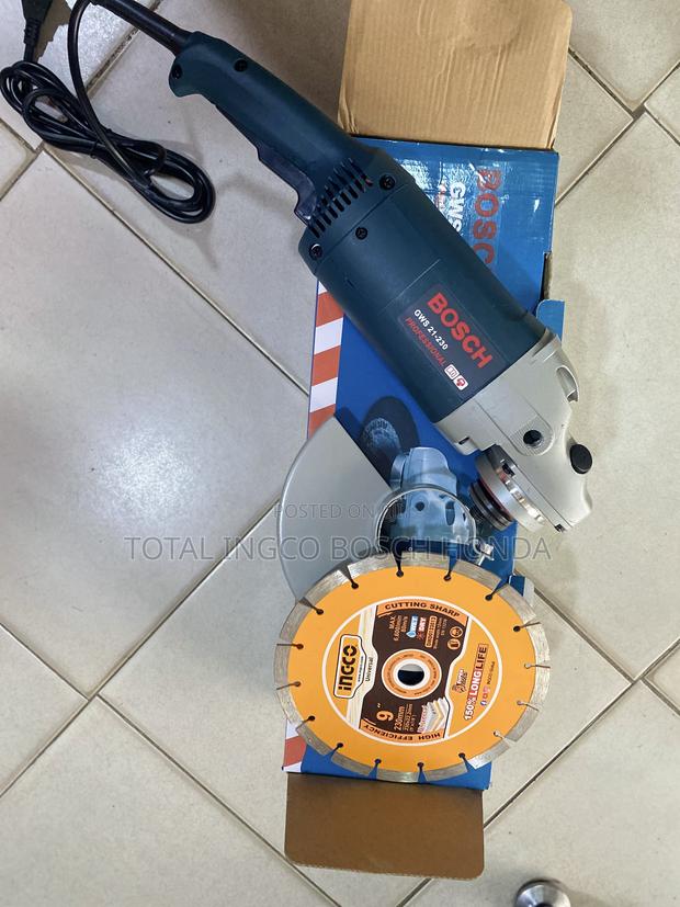 Cutting Machine Original Bosch Cutting Machine With Disc · Photo 1