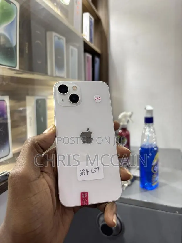 Apple iPhone 13 256 GB Rose Gold · Photo 1