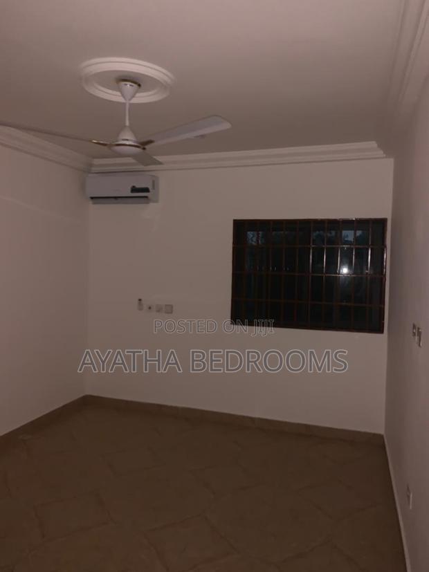 2bdrm Apartment in Modern Properties, New Town for rent · Photo 3