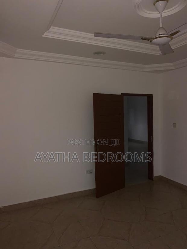 2bdrm Apartment in Modern Properties, New Town for rent · Photo 6