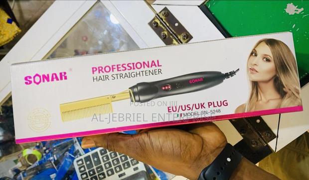 Hair Straightener · Photo 1