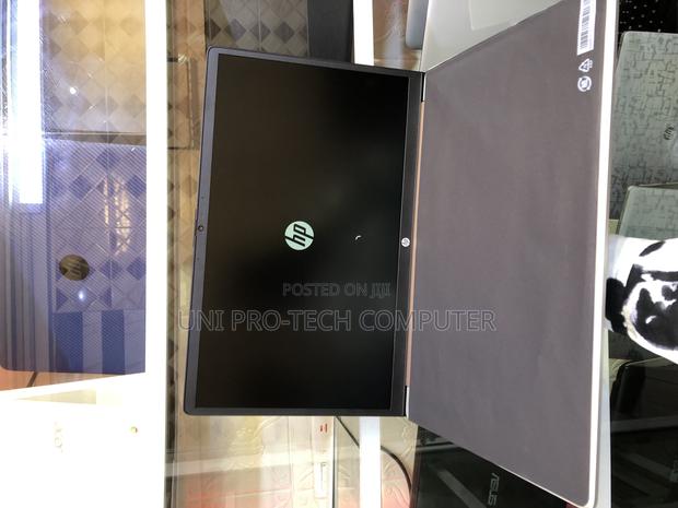 New Laptop HP 17-3000 4GB Intel SSD 256GB · Photo 3
