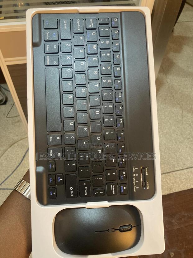 Bluetooth Keyboard And Mouse · Photo 3
