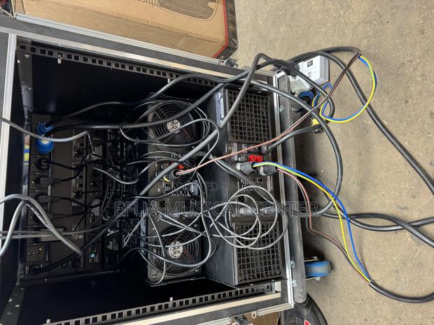 Full Set of RCF Bass Speakers and Jac Line Arrey 12-Inches and Rack · Photo 4