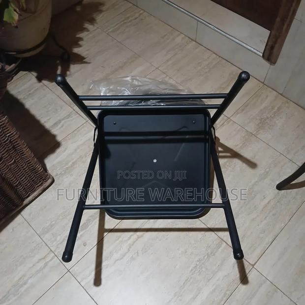 Folding Chair · Photo 5