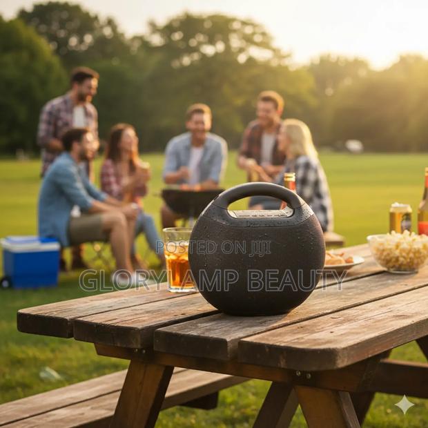 Maxbest Mb-M2 Portable Bluetooth Speaker - Deep Bass, Long Playtime · Photo 5