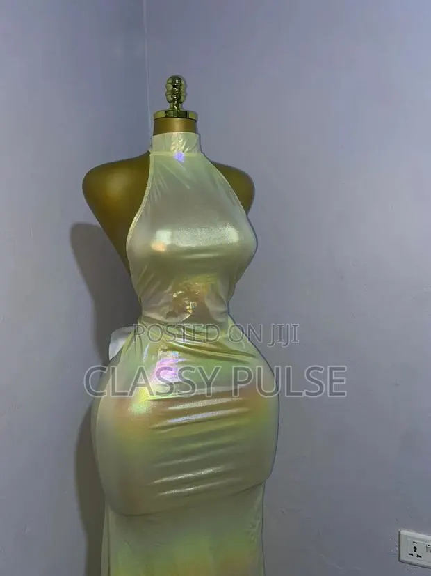 Ladies Dress · Photo 1