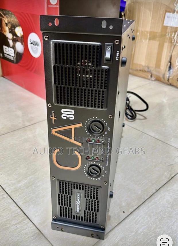 Crest Audio Ca 30+ Power Amplifier · Photo 1