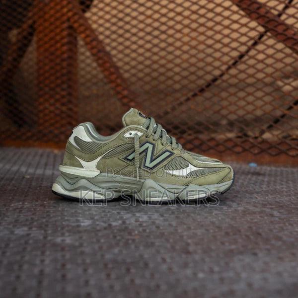 New Balance 9060 ‘Dark Olivine’ · Photo 2