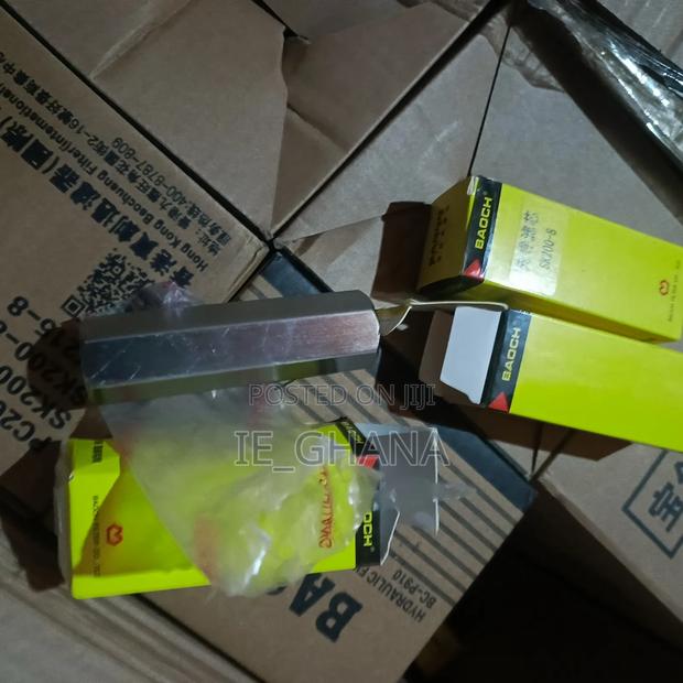 Hydraulic Pilot Screen · Photo 5