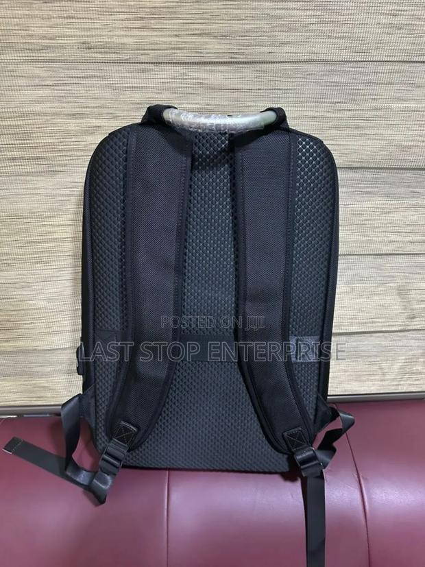 Excellent Quality Backpack · Photo 2